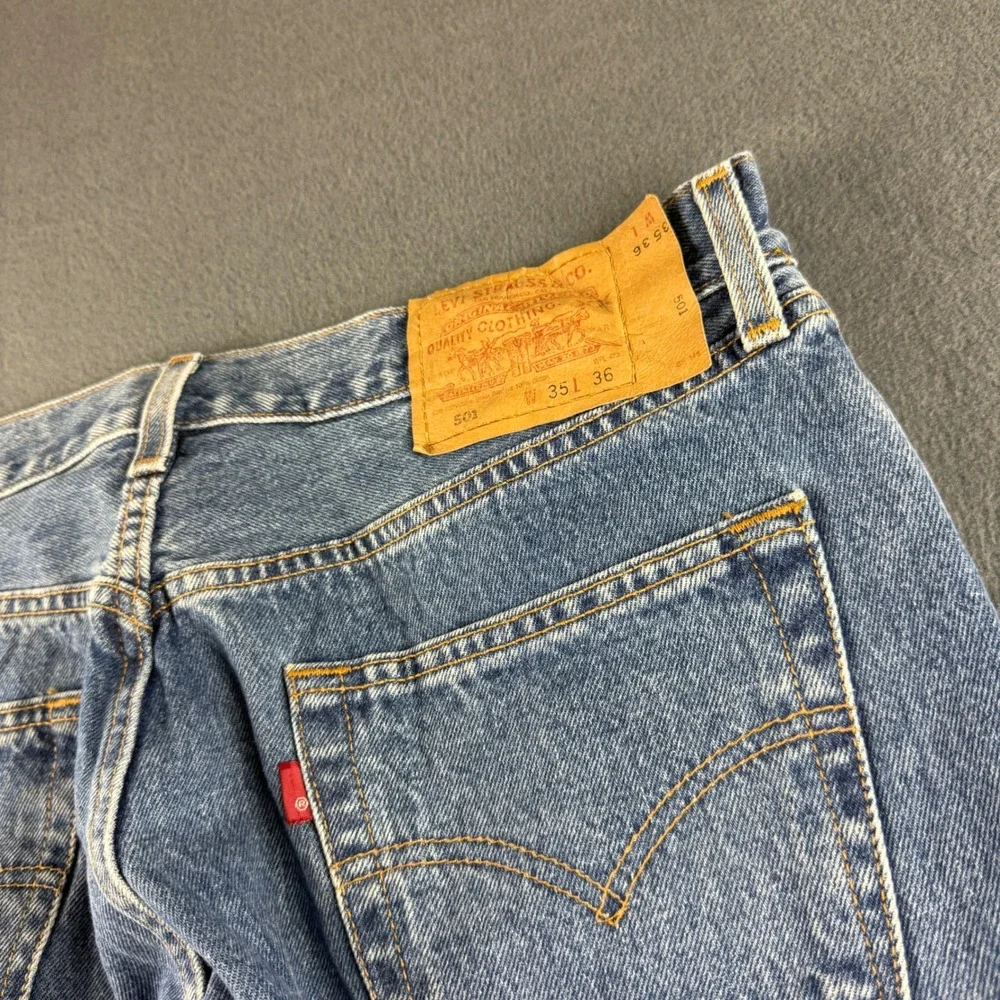 Vintage Levis 501 Jeans Men's 35x36 Blue Button Fly Regular Fit Straight Leg Y2K